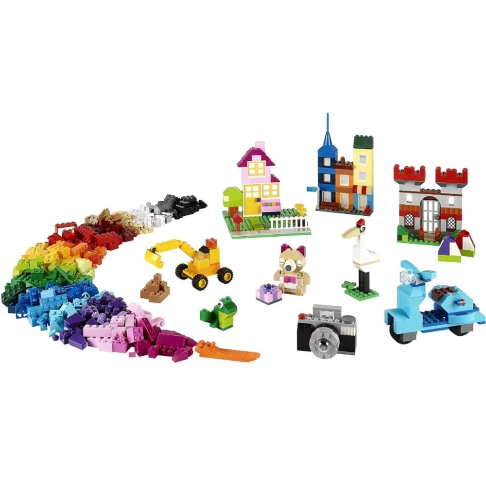 LEGO Classic: Large Creative Brick Box NEW!